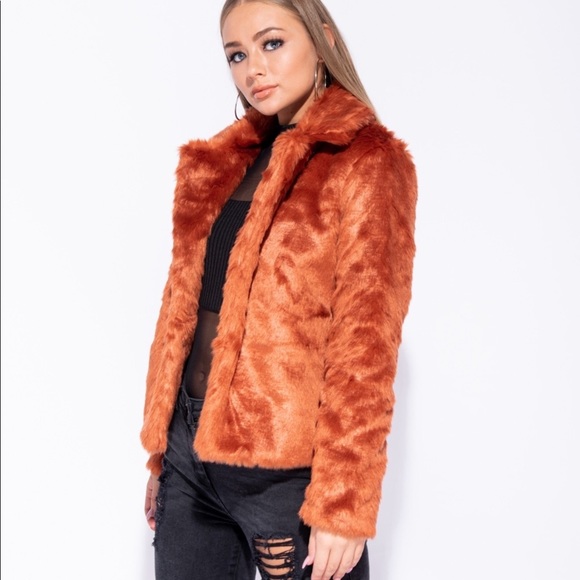 5 🌟 GIADA  Faux Fur Teddy Jacket - Picture 6 of 8